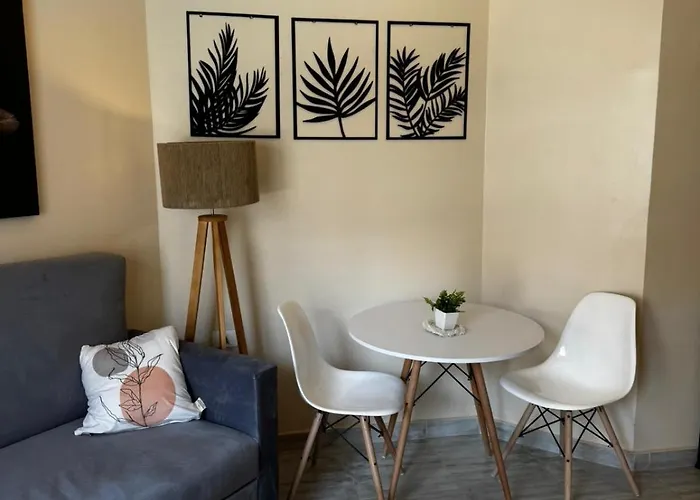 Aqua Palms *